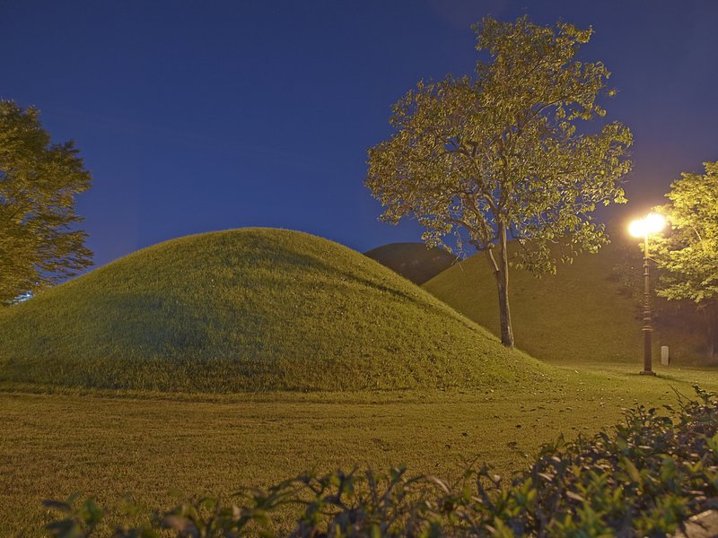 Gyeongju, Burial Mound